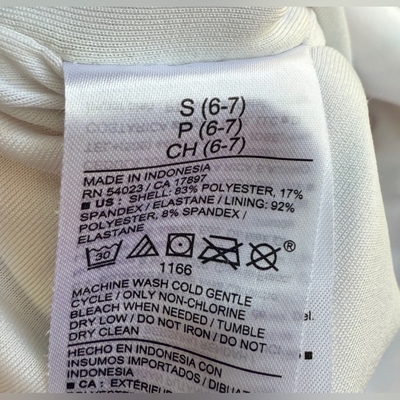 Old Navy Printed Square-Neck Lattice-Back One-Piece Swimsuit Size S (6-7) LNC - Picture 5 of 5